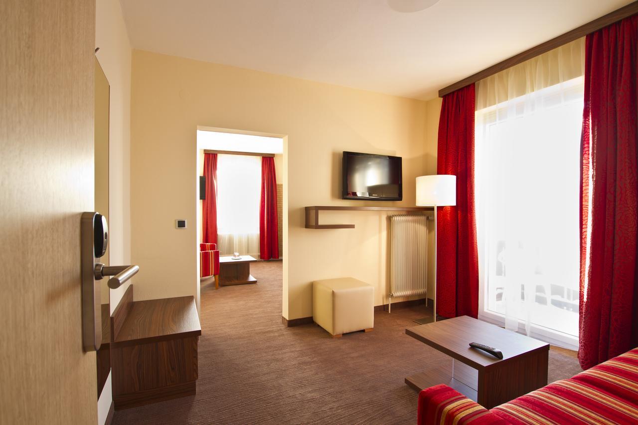 Hotel Schoenis-landhotel 3*